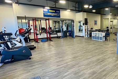 The physical therapy treatment room at Marathon's clinic in Wellesley, MA